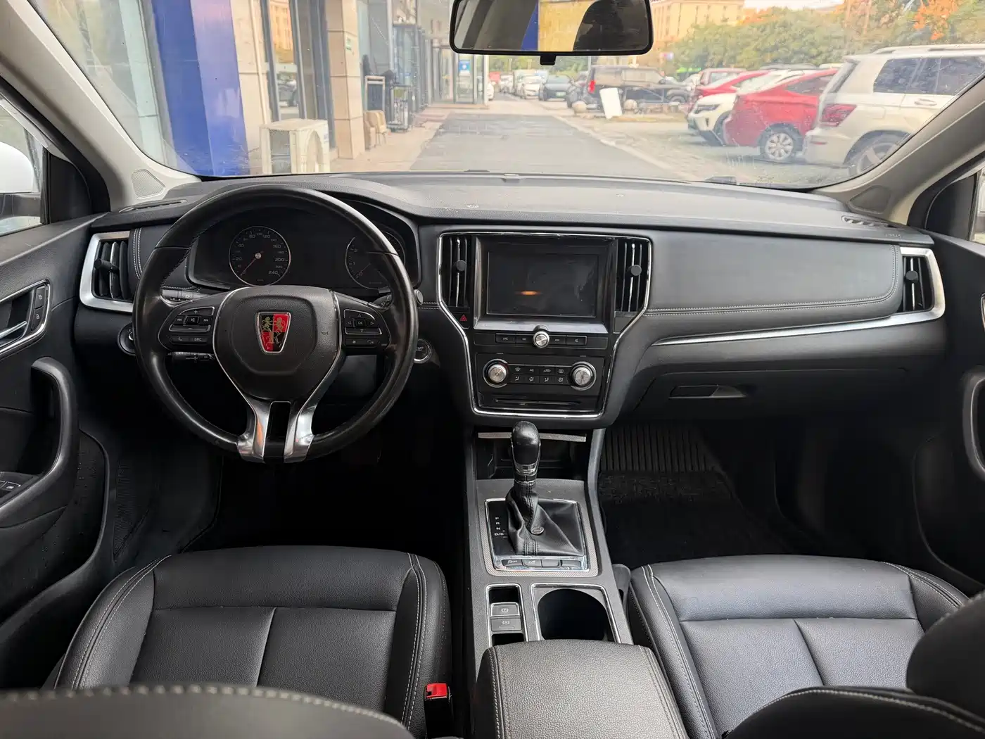 Roewe i6 2018 2018 20T Automatic Internet ZhiXiang Edition