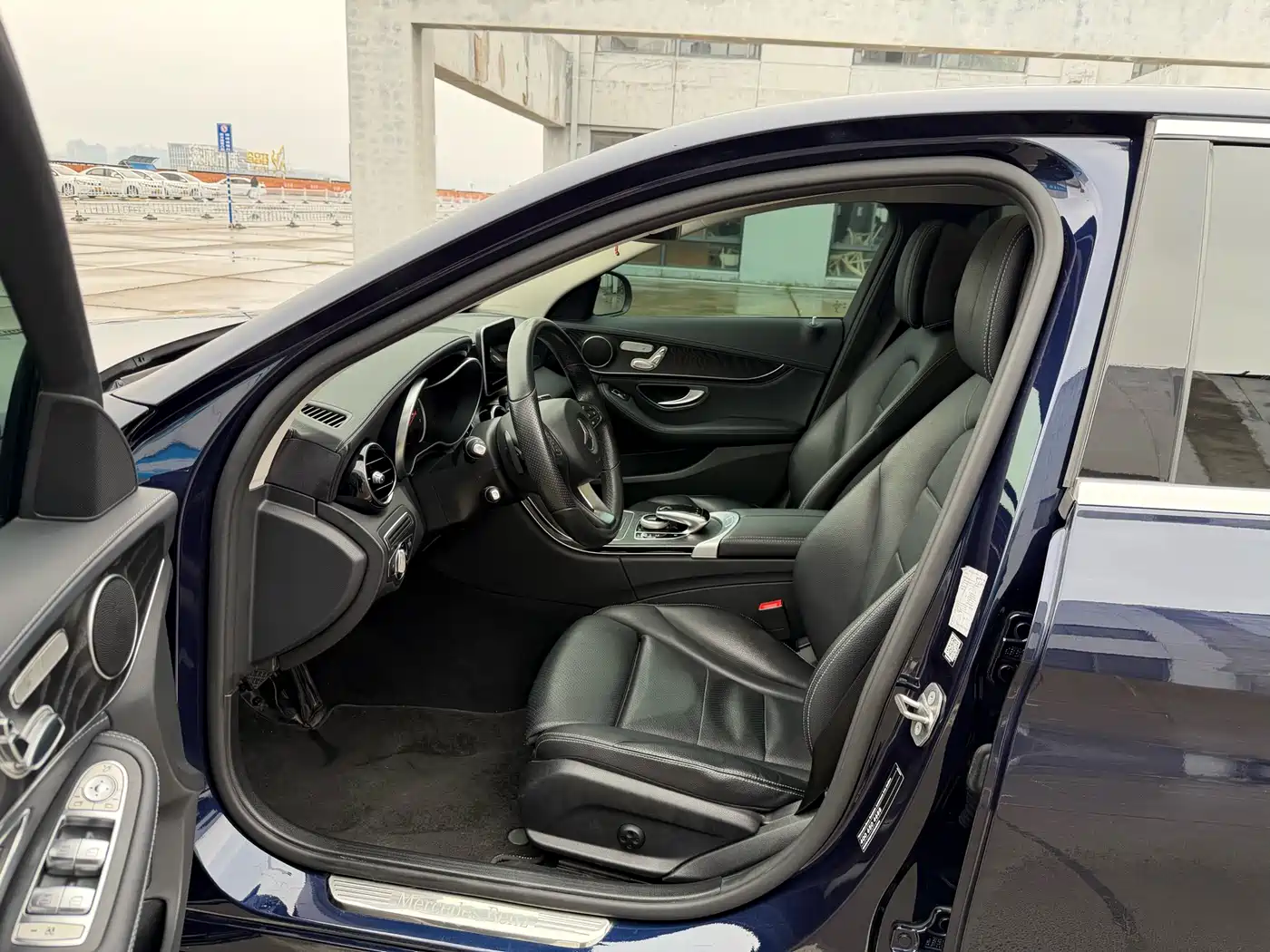 Mercedes-Benz C-Class 2017 C 200 L Sport фото 10