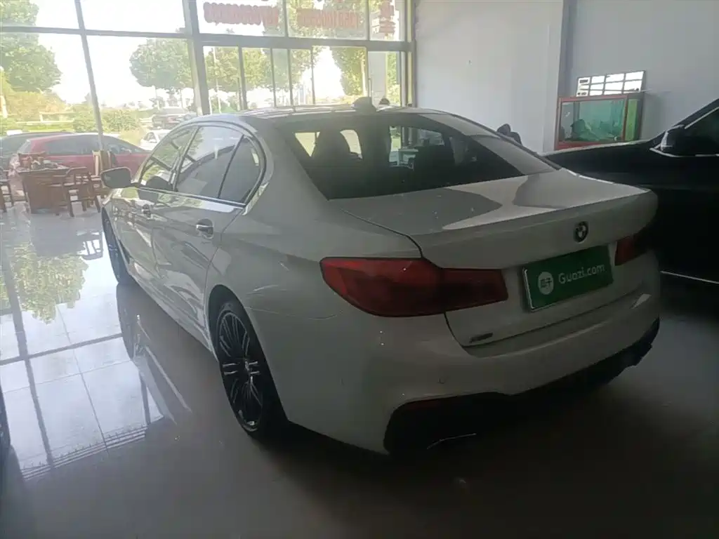 BMW 5 Series 2018 525Li M Sport Package фото 5