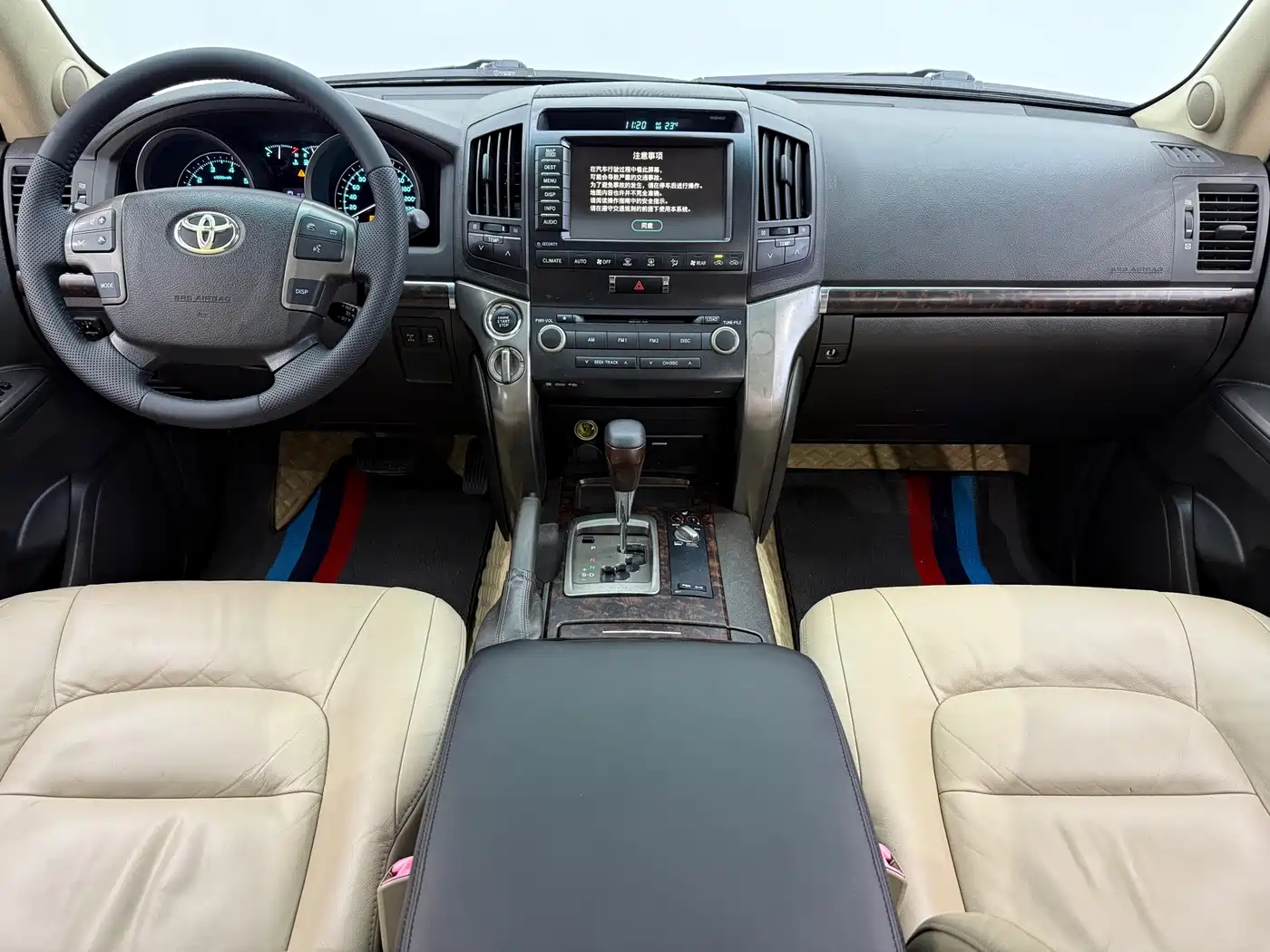 Toyota Land Cruiser 2007 4.7L Automatic VX-R фото 23