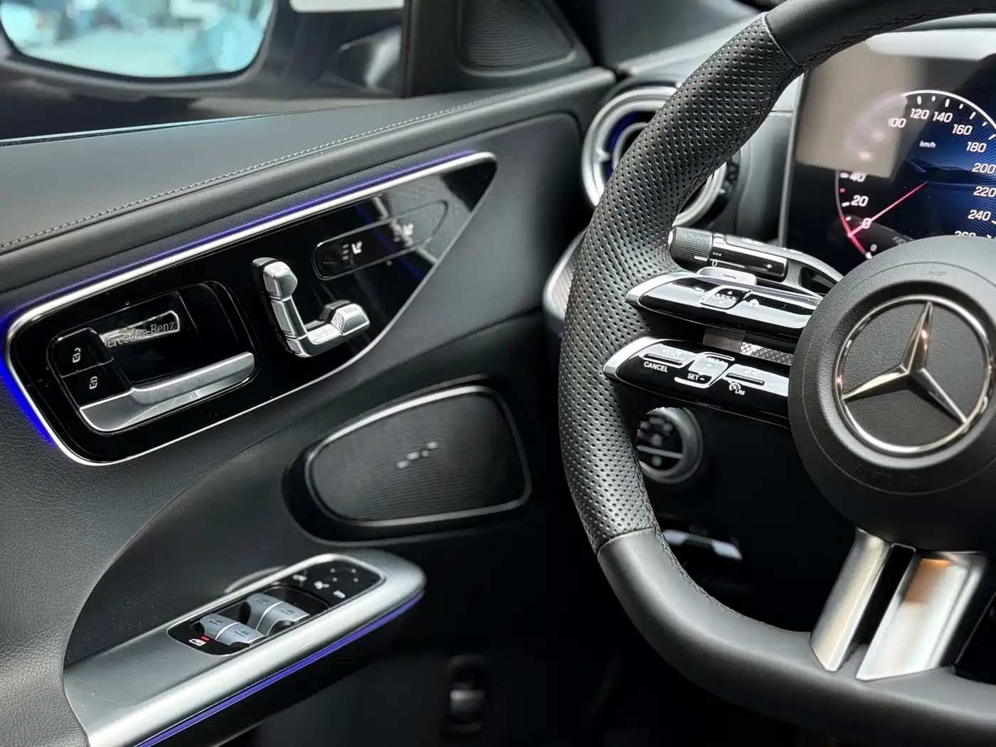 Mercedes-Benz C-Class 2025 C 260 L Sport Edition фото 16