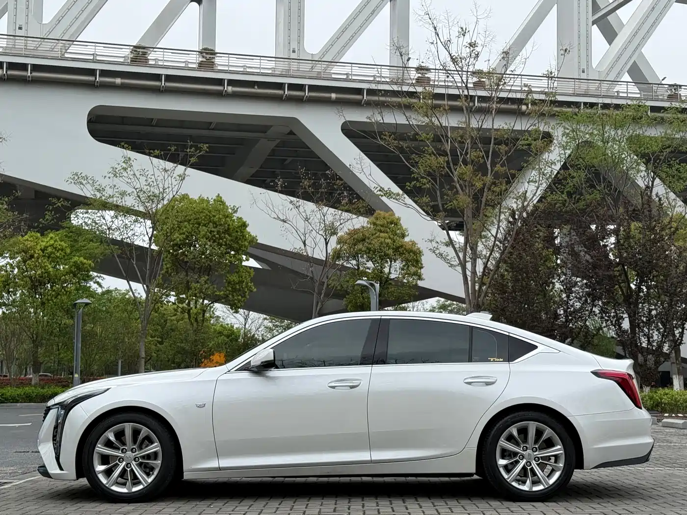 Cadillac CT5 2024 28T Luxury Model Pro фото 4