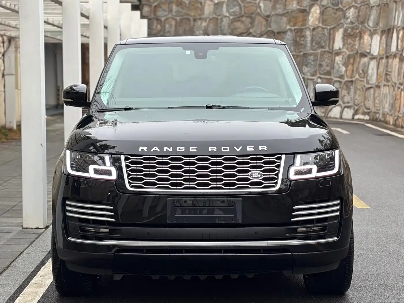 Land Rover Range Rover 2015 3.0 SC V6 Vogue SE Genesis Extended Edition фото 2