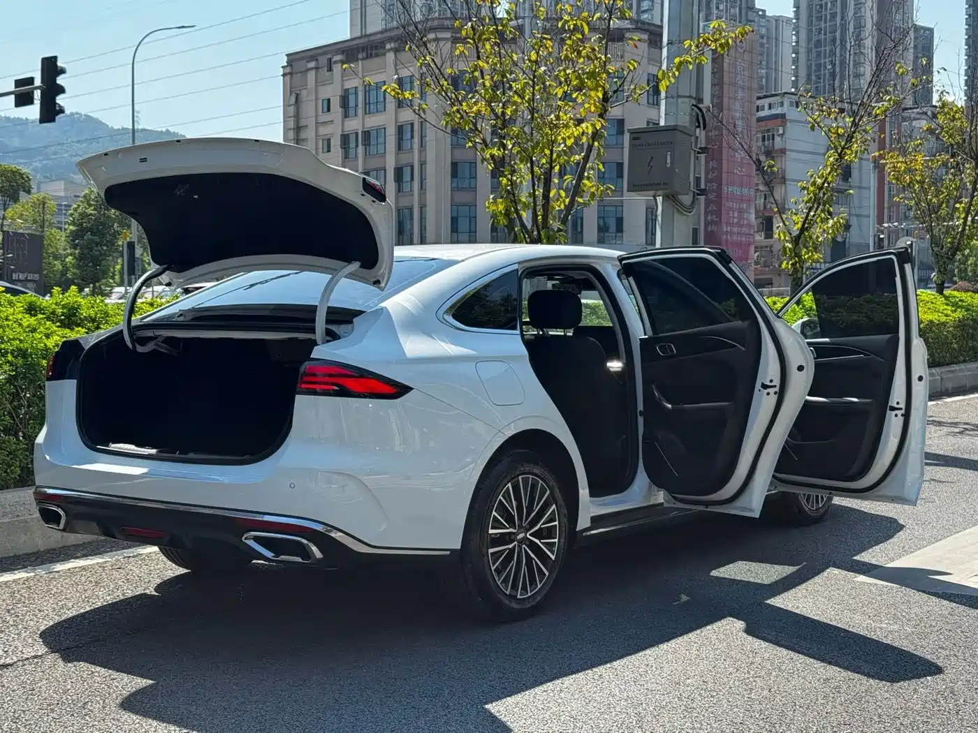 Geely Emgrand 2026 2026 Base Model