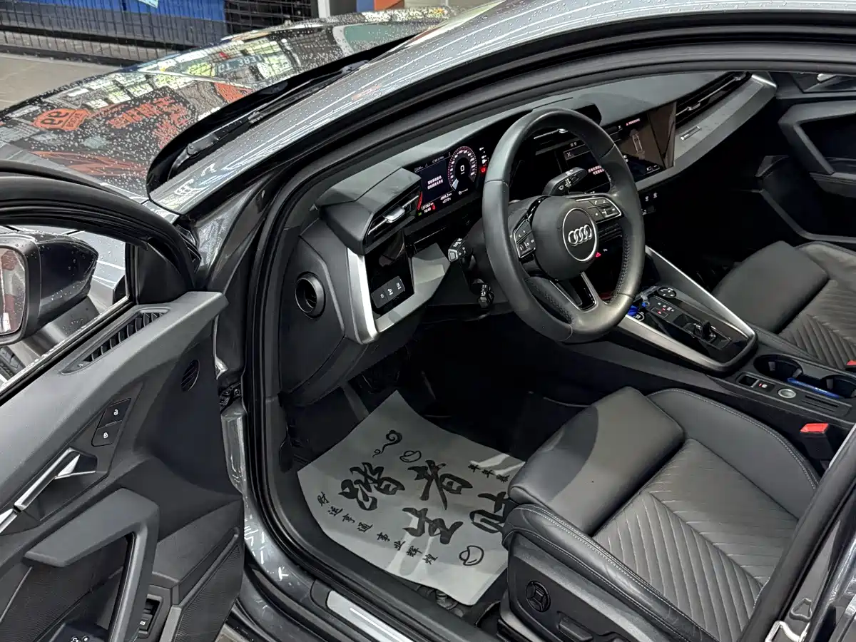 Фото 5 - Audi A3