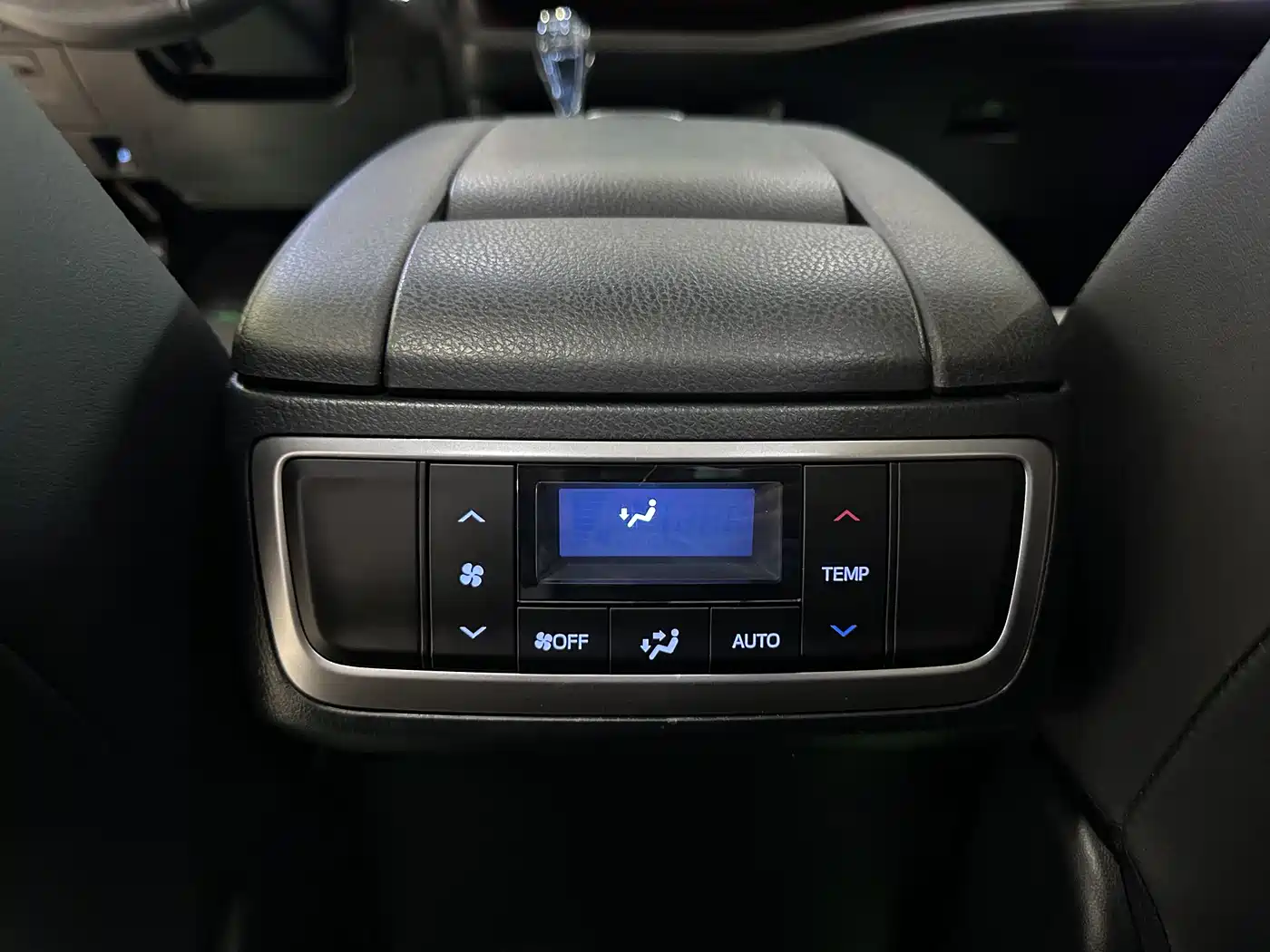 Toyota Highlander 2021 2.0T AWD Luxury 7-Seater фото 6
