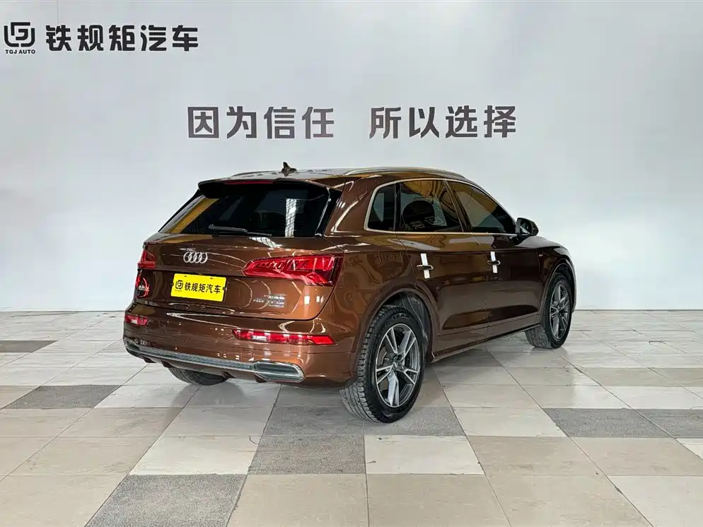 Audi Q5L 2018 Model 45 TFSI Premium Luxury Sport China V фото 4