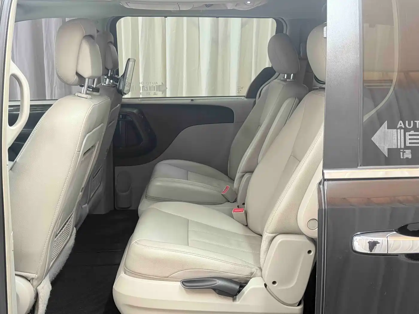 Chrysler Grand Voyager (Import) 2015 2014 3.6L Comfort Edition