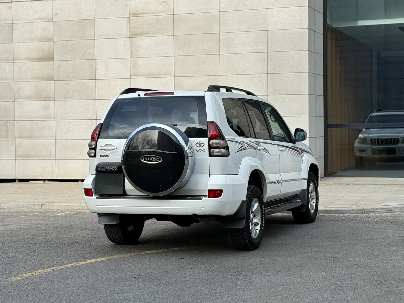 Toyota Prado 2006 4.0L Automatic VX NAVI Edition фото 17