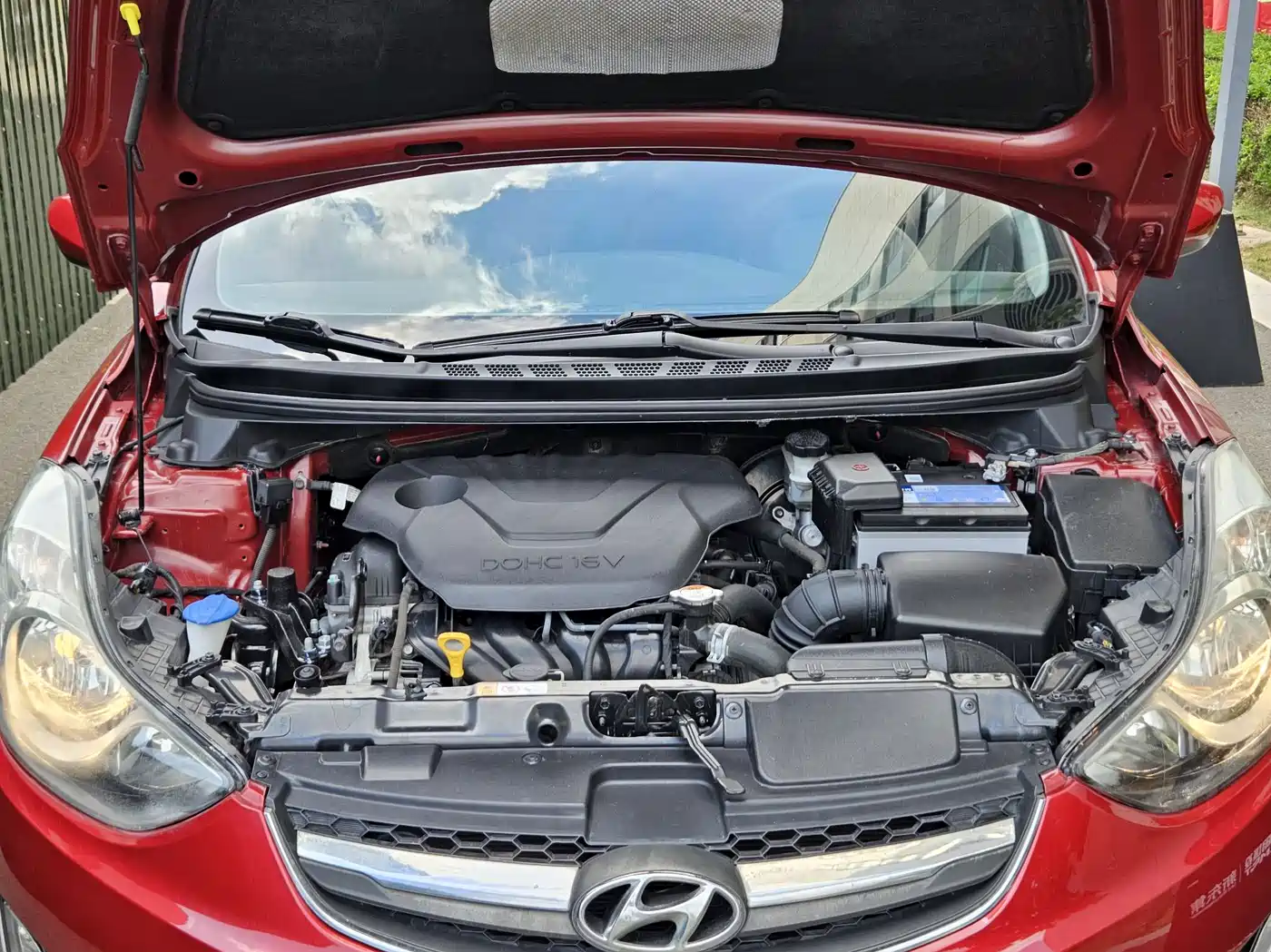 Hyundai Langdong 2012 1.6L Automatic Fashion фото 10