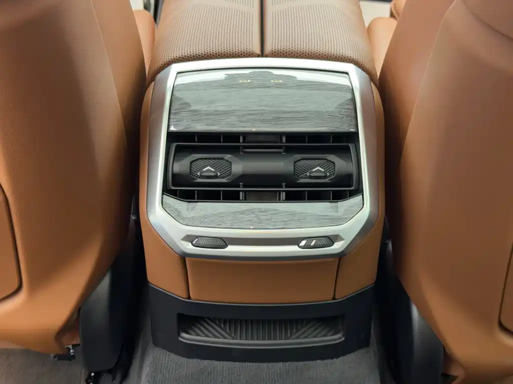 BMW i7 2025 2023 eDrive50L Premium M Sport Package