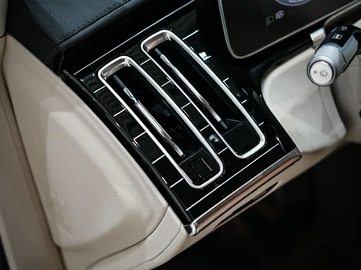Mercedes-Benz Maybach S-Class 2025 Facelift S 480 4MATIC фото 23