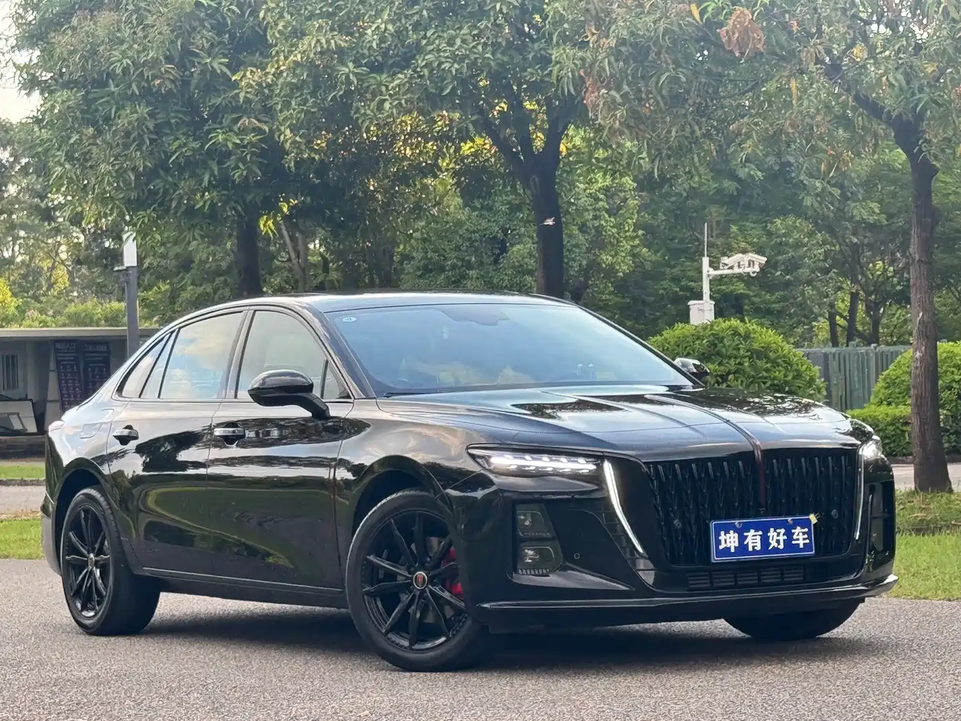 Hongqi H5 2026 2025 1.5T DCT Mystic Shadow 2 Million Edition