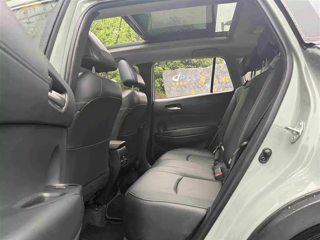 Toyota Corolla Cross 2022 2.0L Flagship Edition фото 7