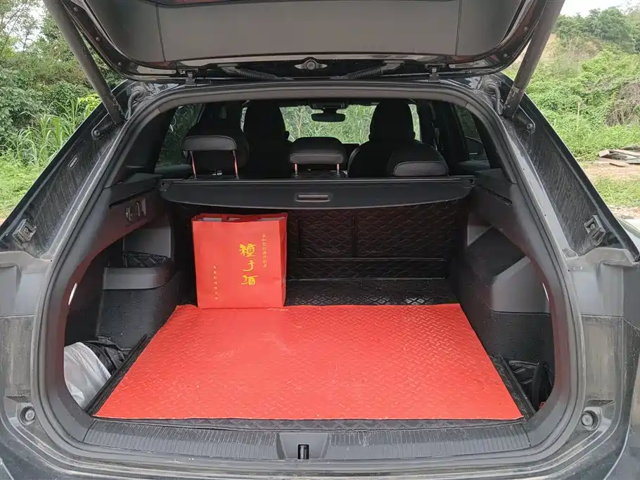 Volkswagen Tiguan L 2024 PRO 330TSI 2WD R-Line Smart Edition фото 4