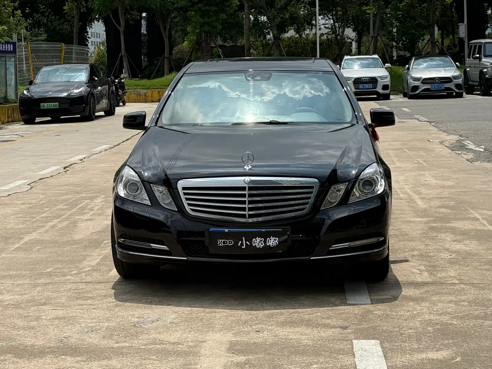 Photo 2 - Mercedes-Benz E-Class