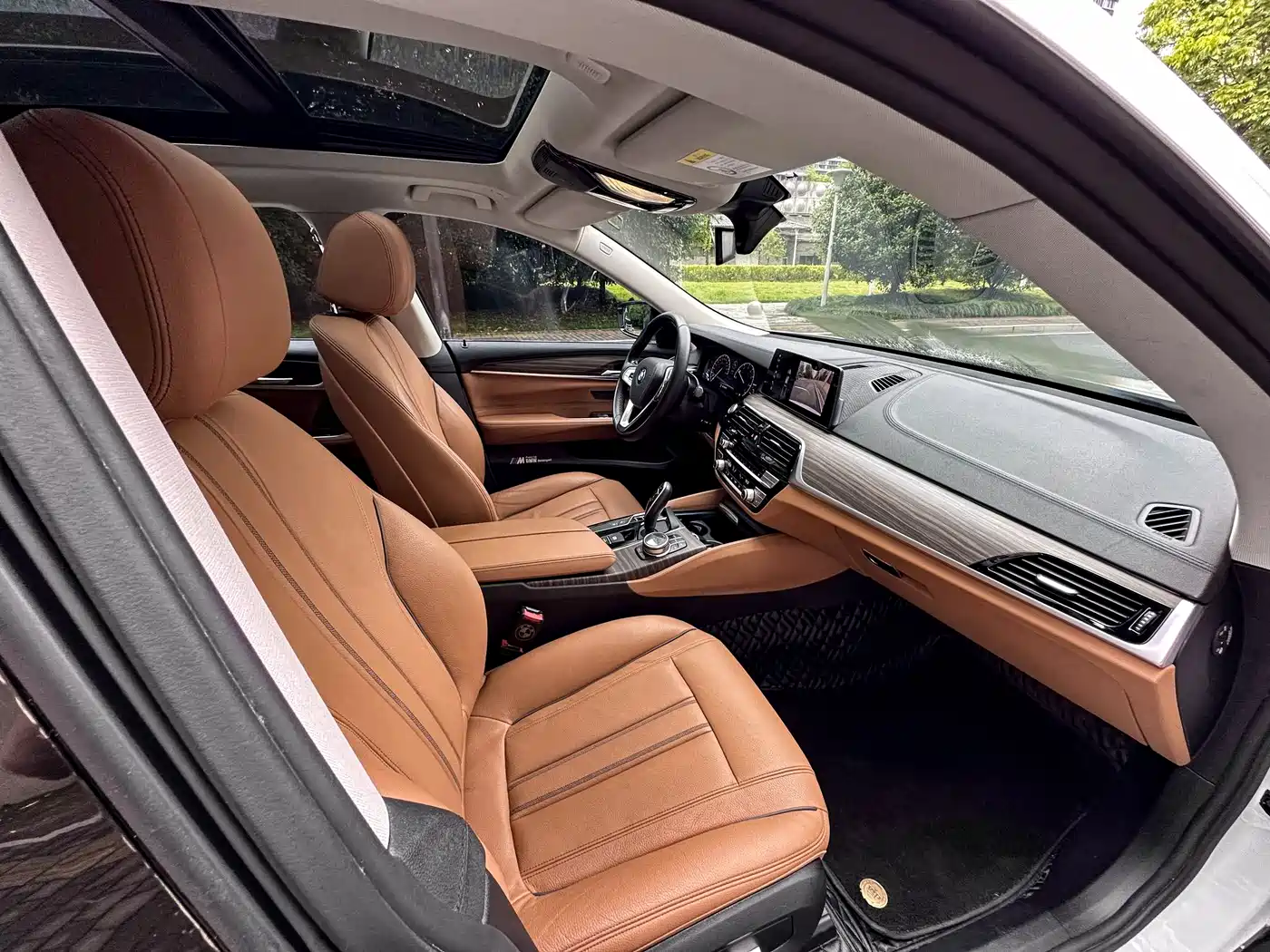 BMW 6 Series GT 2019 630i Luxury Design Package фото 8