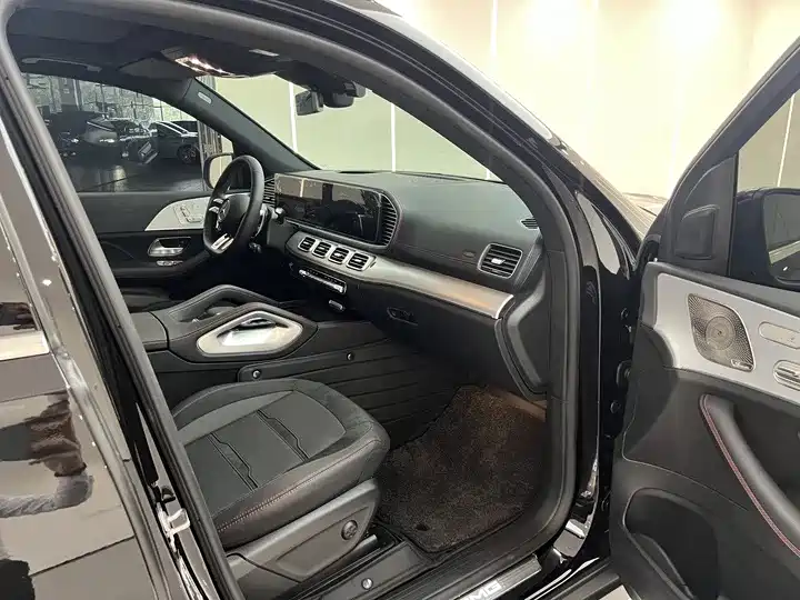 MERCEDES-BENZ GLE AMG