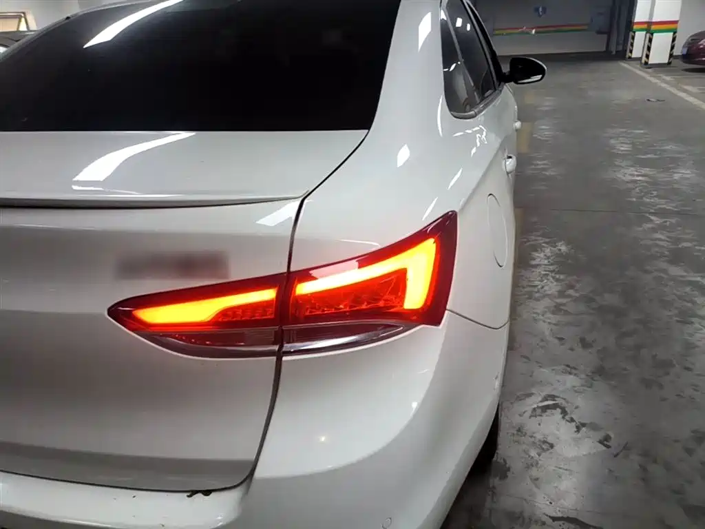Buick Excelle 2018 18T Automatic Flagship фото 8
