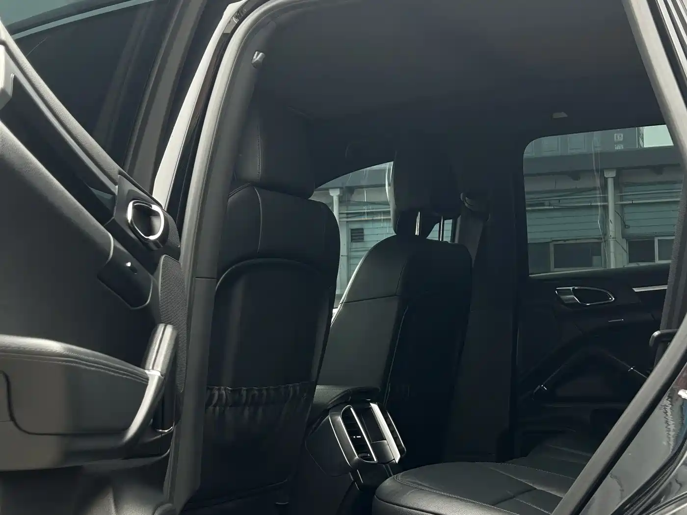 Porsche Cayenne 2014 Cayenne Platinum Edition 3.0T фото 8