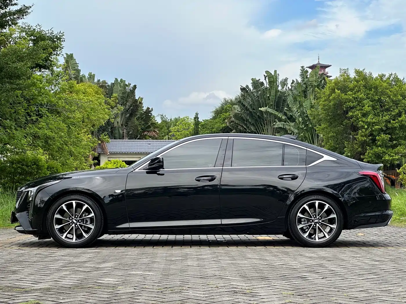 Cadillac CT5 2025 2025 Model 28T Urban Sport Edition