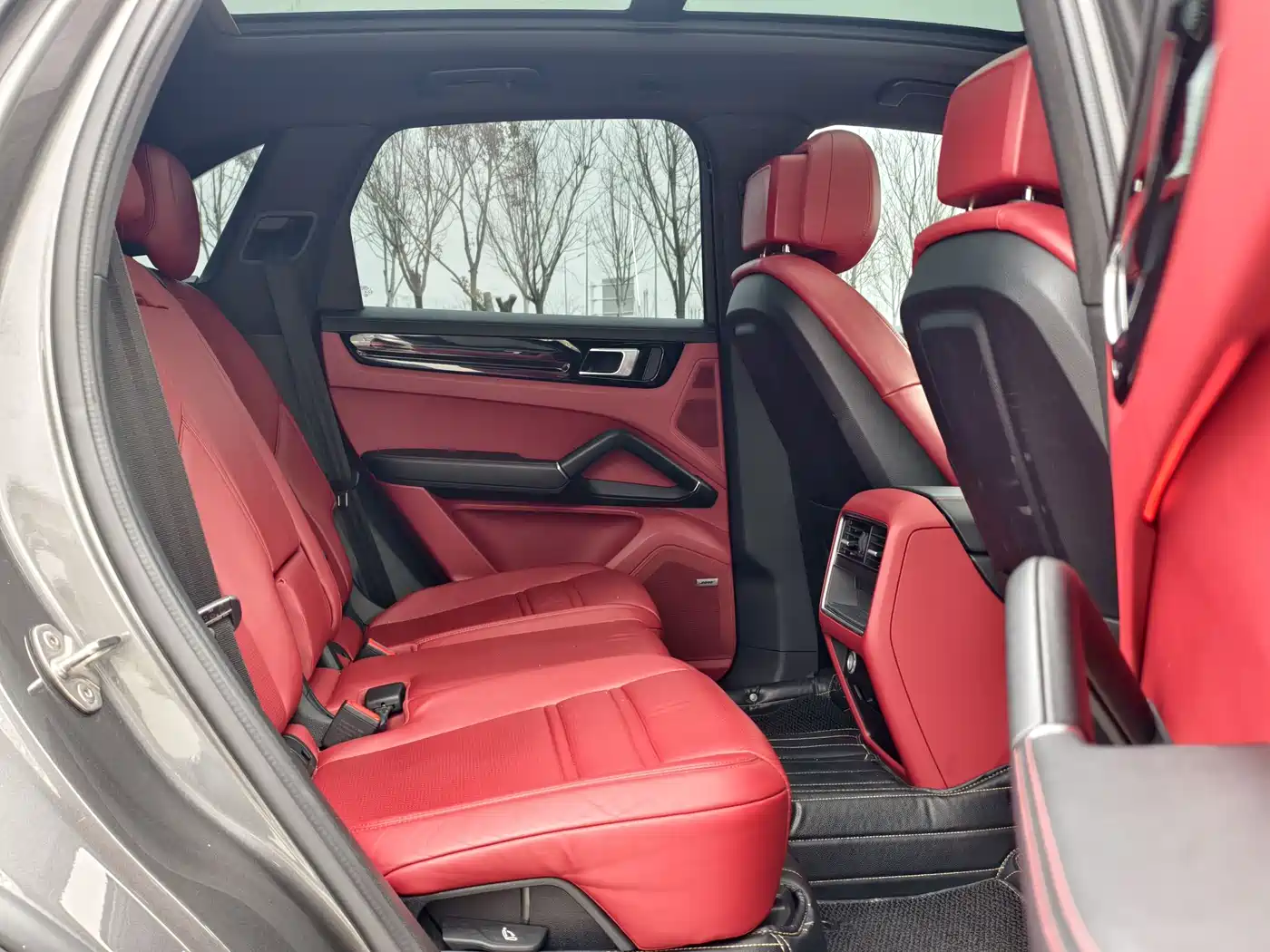 Porsche Cayenne 2022 Cayenne 3.0T Platinum Edition фото 8