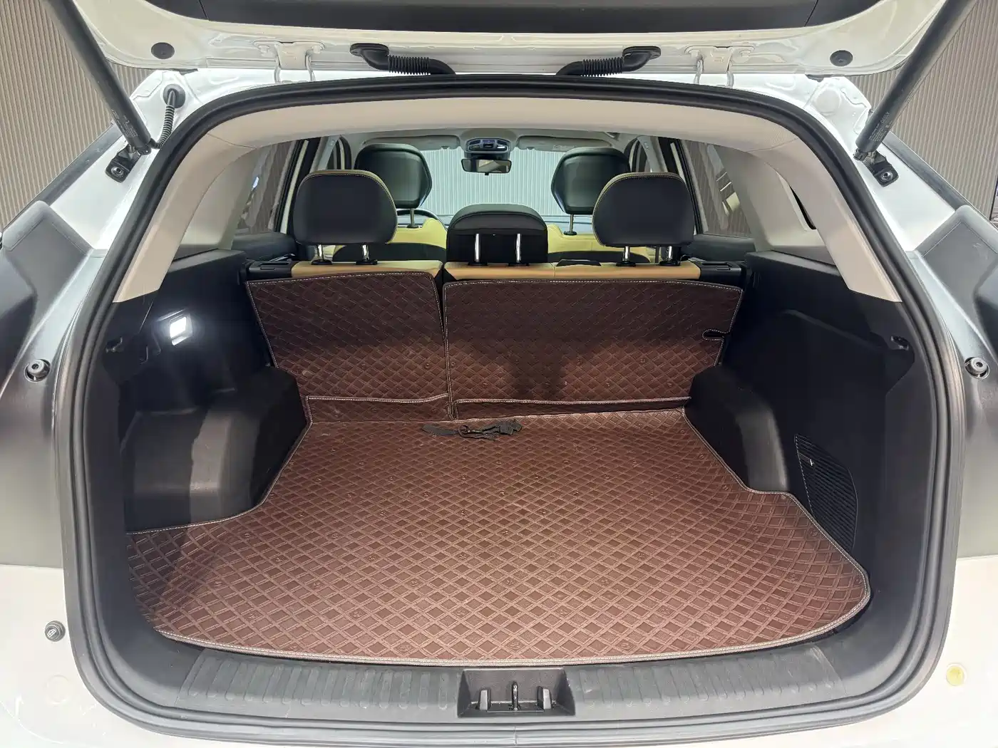 GEELY AUTOMOBILE BOYUE L