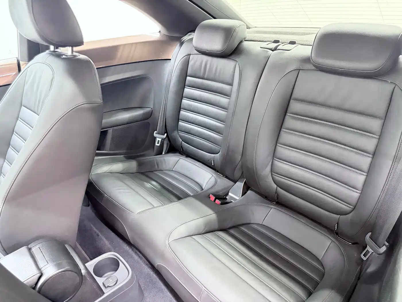 Volkswagen Beetle 2013 1.2TSI Comfort фото 17