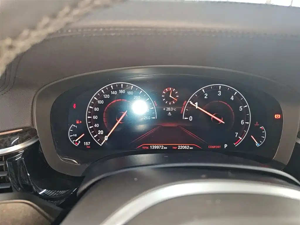 BMW 5 Series 2019 525Li M Sport Package фото 12