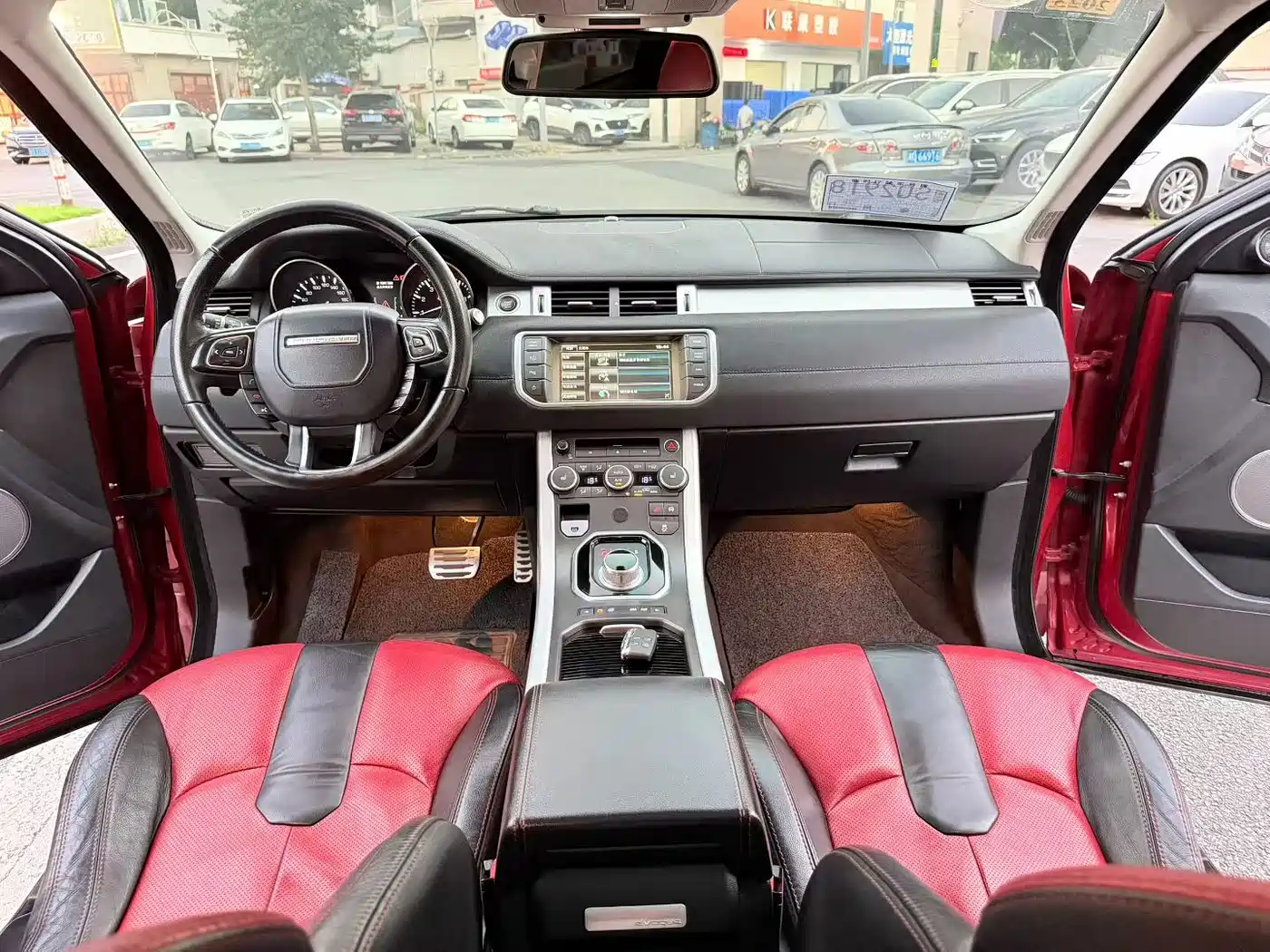 Land Rover Range Rover Evoque (Import) 2015 2014 2.0T 5-door Brilliance Sport