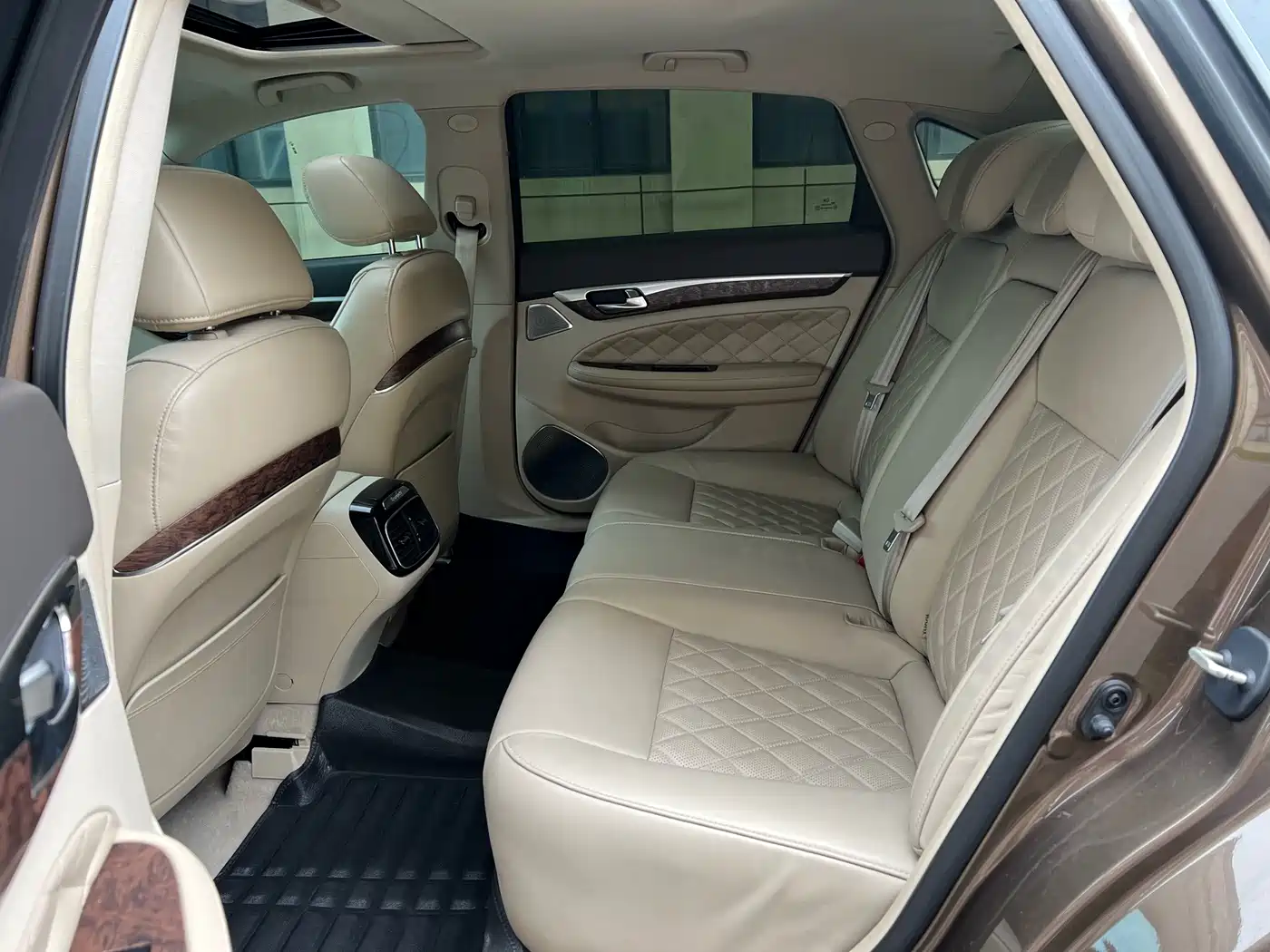 GAC Trumpchi Trumpchi GA8 2016 2016 320T Luxury Edition