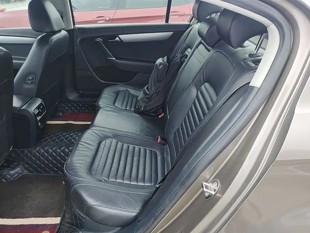 Volkswagen Magotan 2015 1.8TSI Leading фото 17