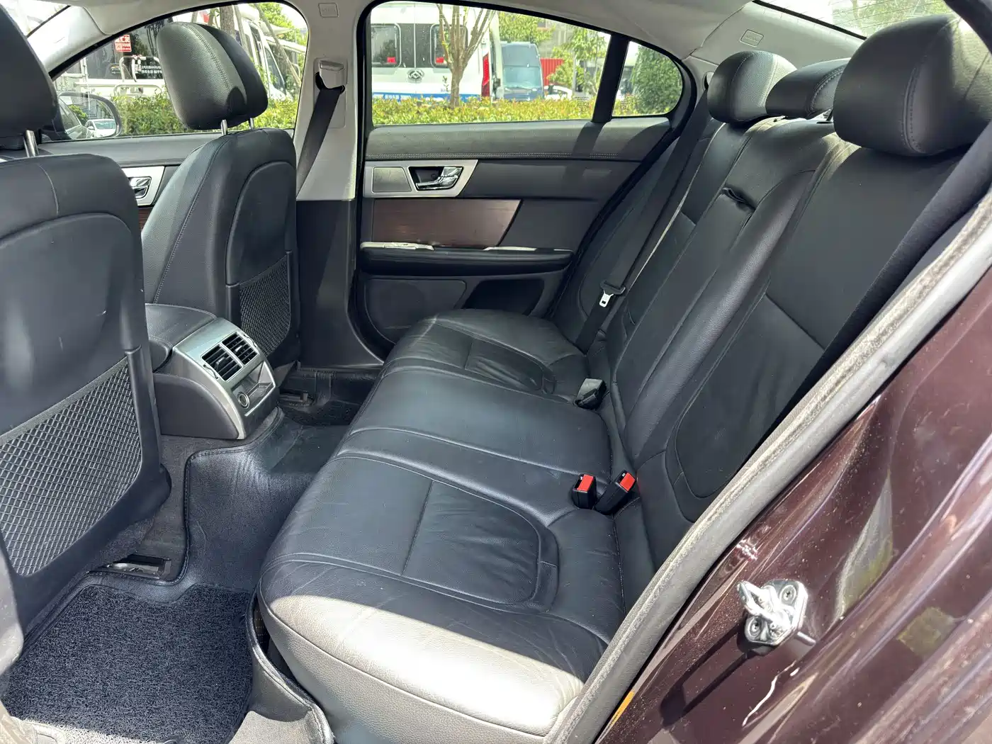 Jaguar XF 2015 2015 XF 2.0T Style Edition