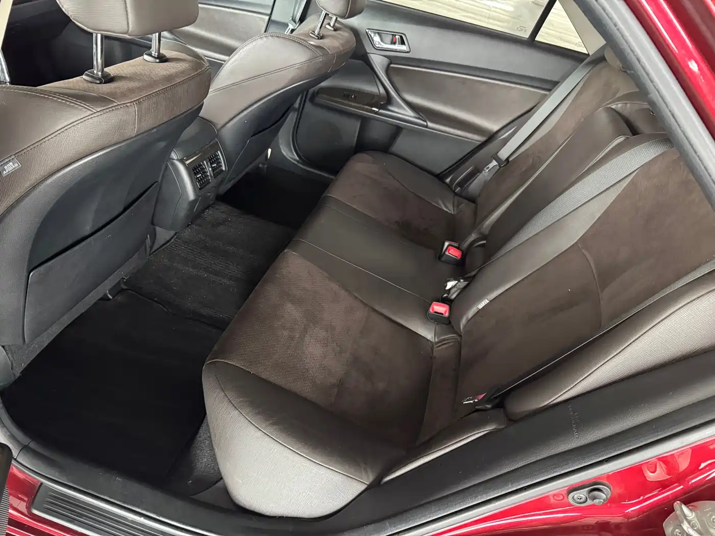 Toyota Reiz 2013 2.5V Premium Edition фото 7