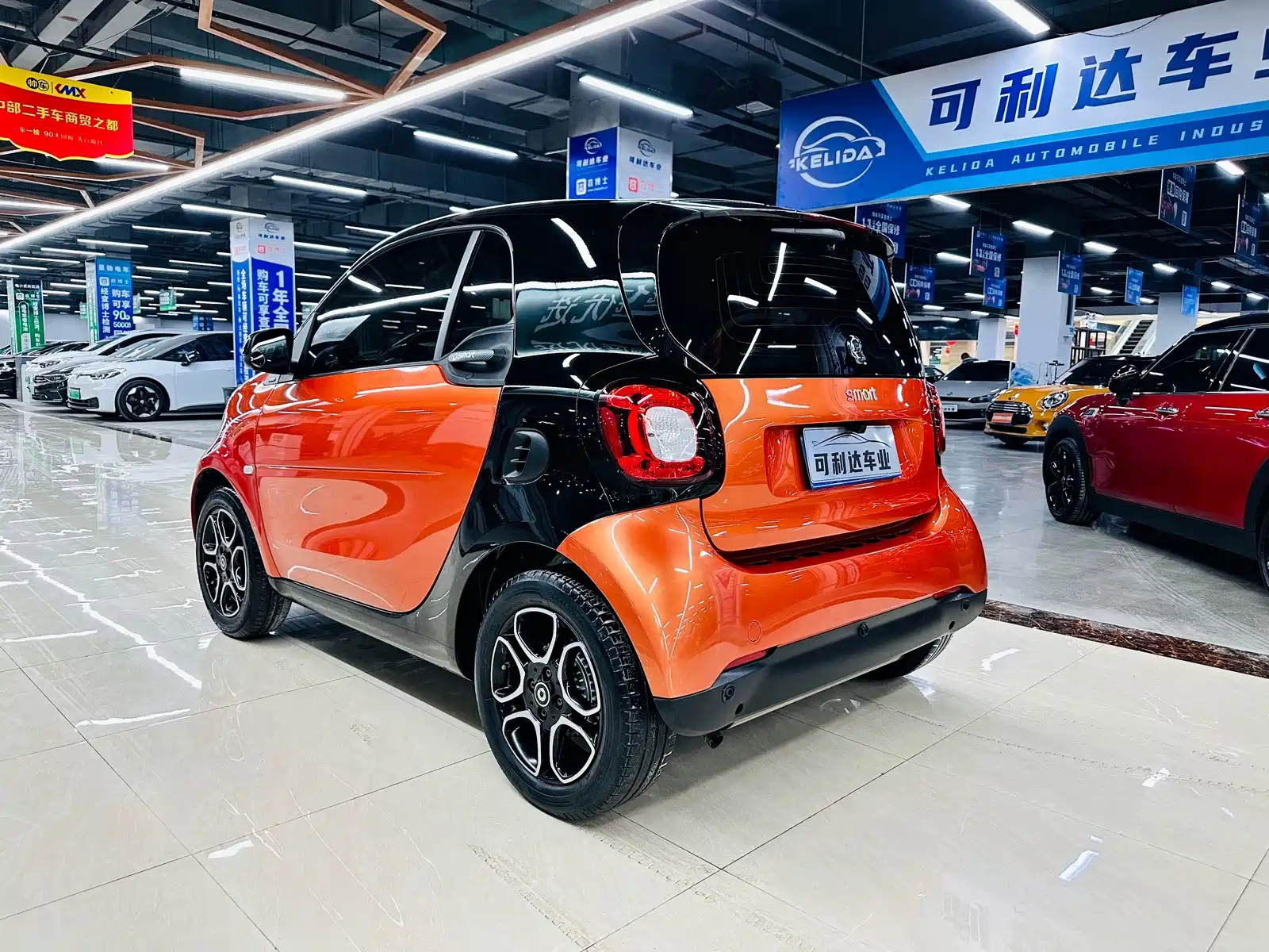 Фото 3 - smart fortwo