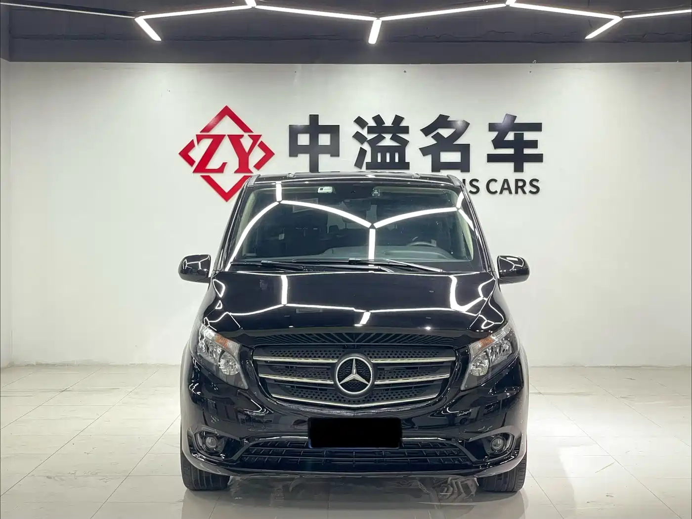 Mercedes-Benz Vito 2018 2.0T Business Edition China VI фото 2