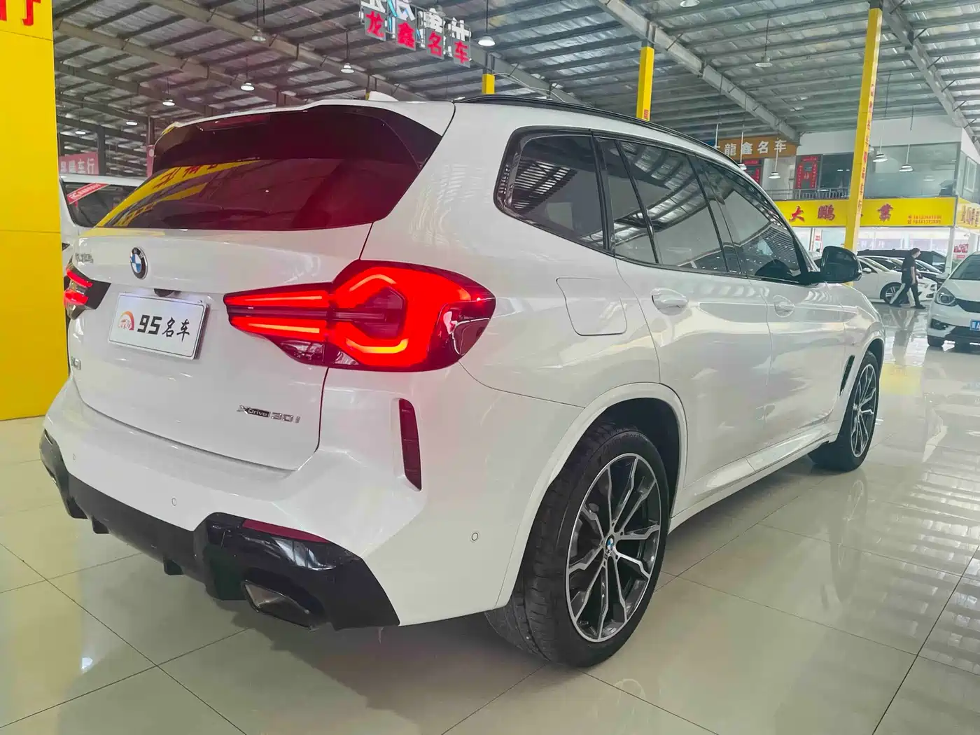 BMW X3 2023 xDrive30i Leading M Night Package фото 4