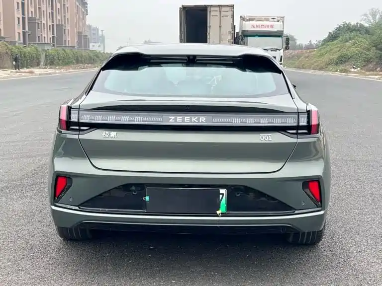 ZEEKR EXTREME KRYPTON 001