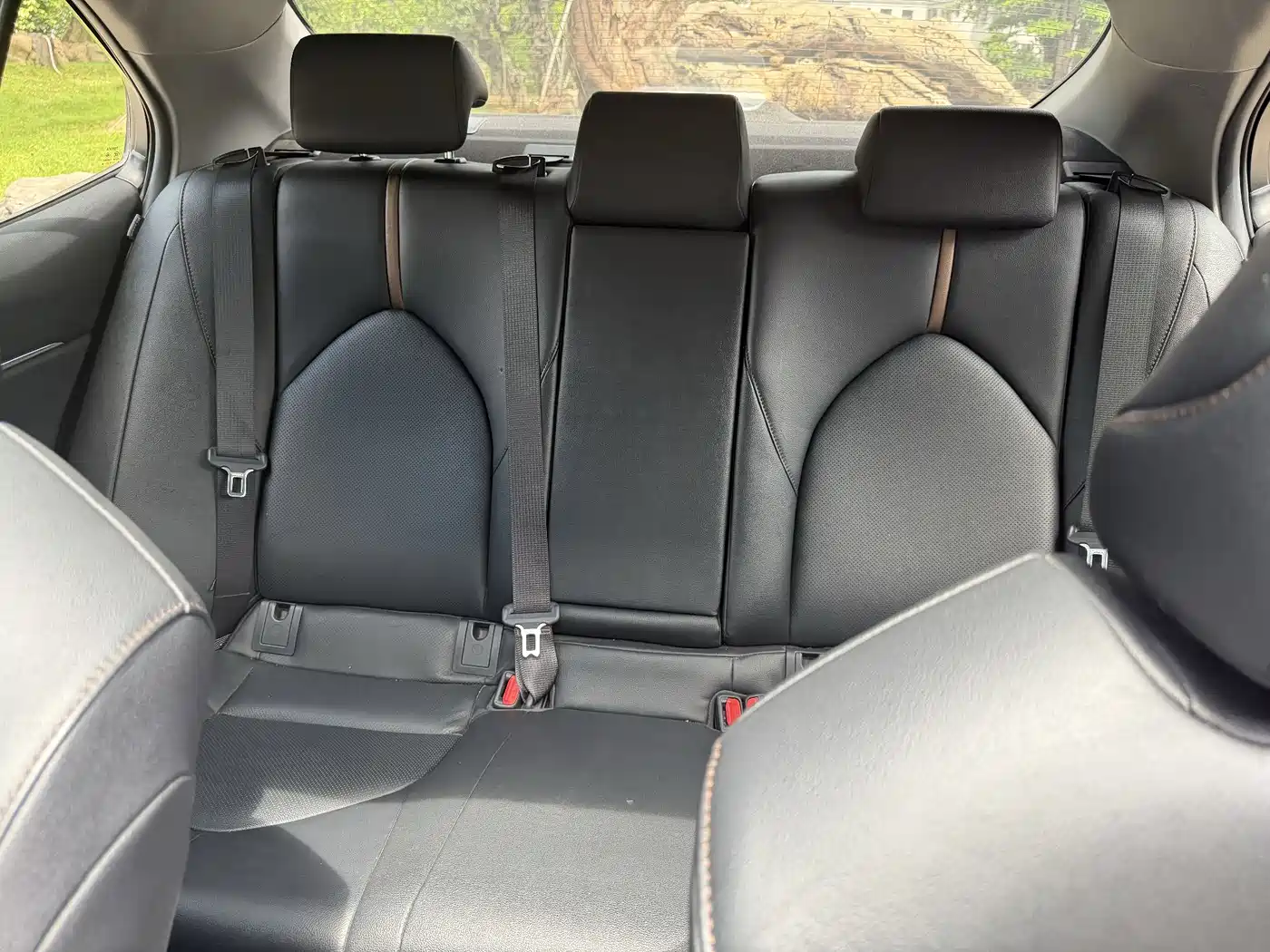 Toyota Camry 2021 2.0G Luxury Edition фото 17
