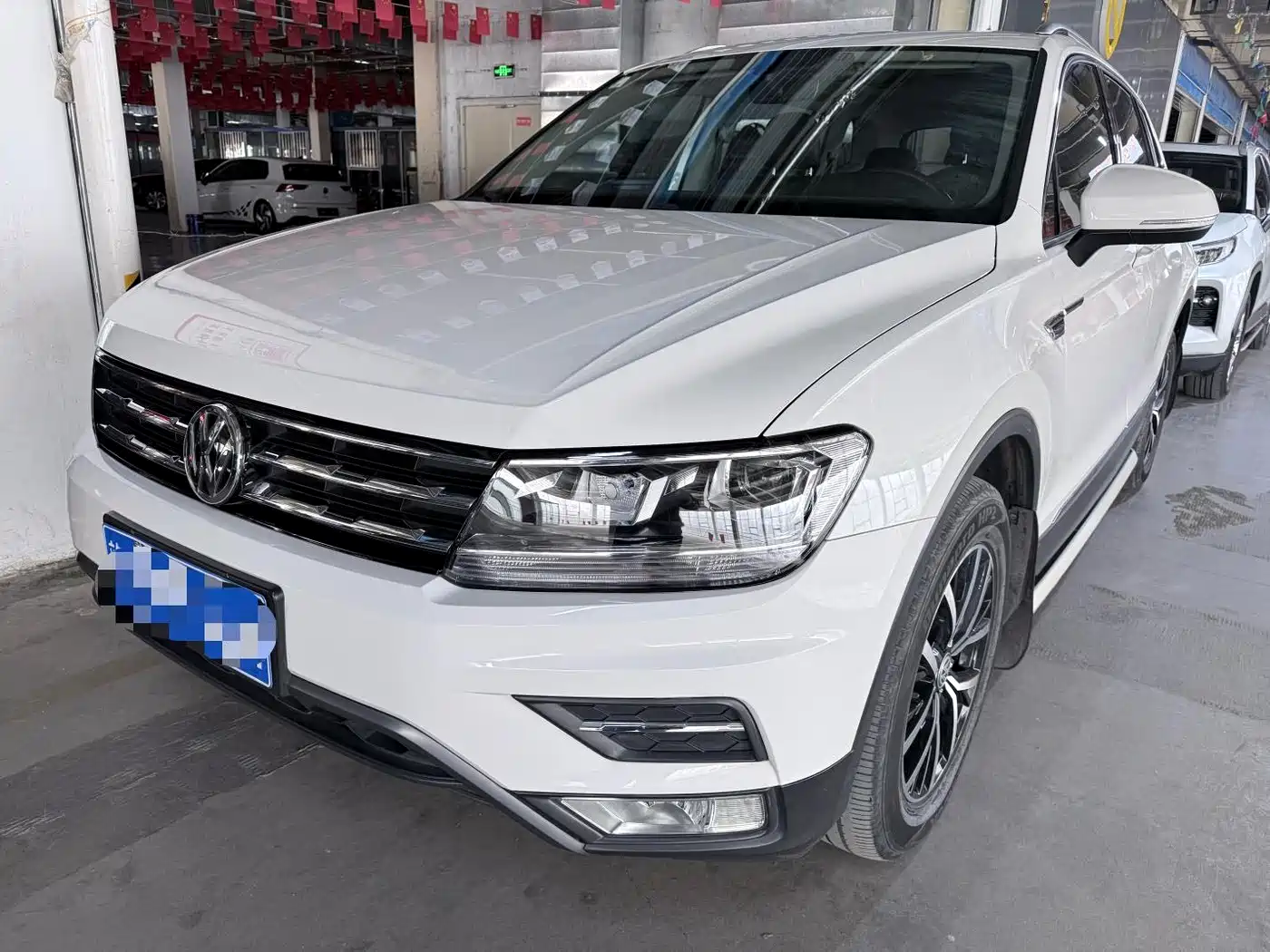 Volkswagen Tiguan L 2018 Facelift 330TSI Automatic 2WD Luxury Edition