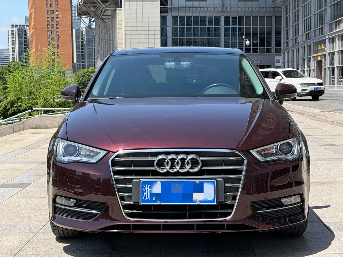 Audi A3 2016 Sportback 35 TFSI Leadership фото 2