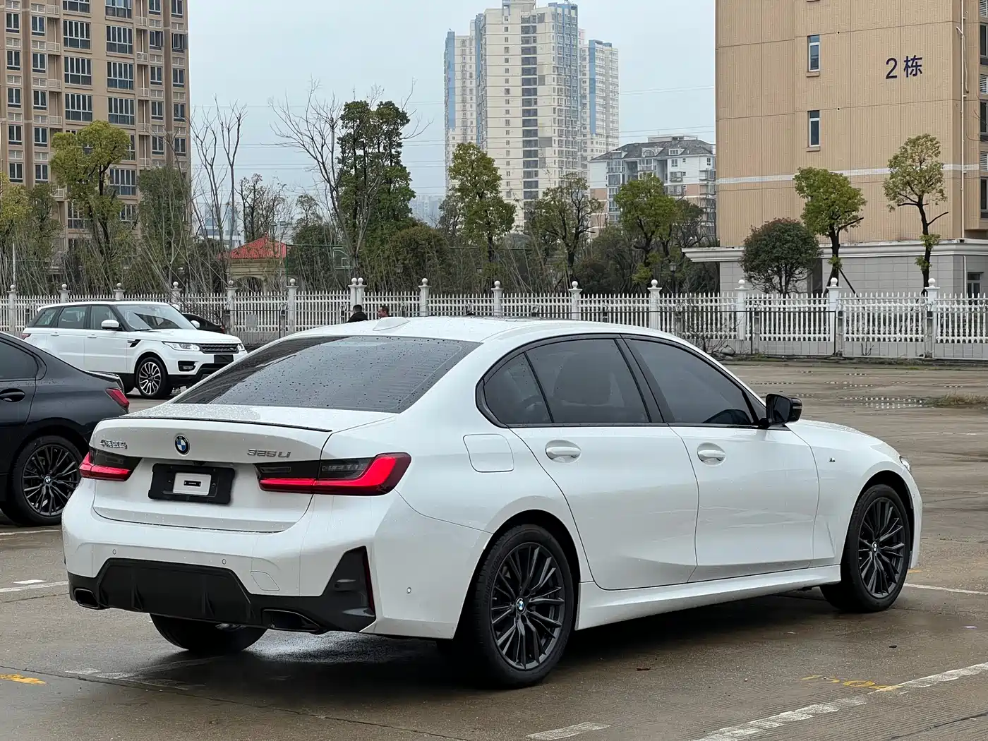 BMW 3 Series 2024 325Li M Sport Shadowline Package фото 10