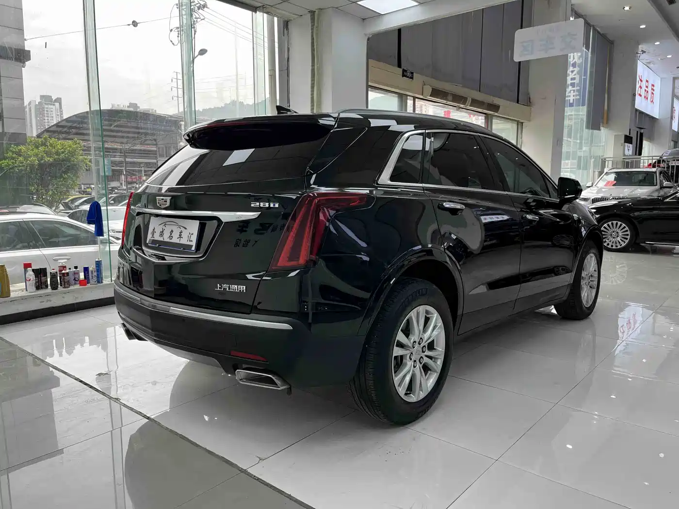 CADILLAC XT5
