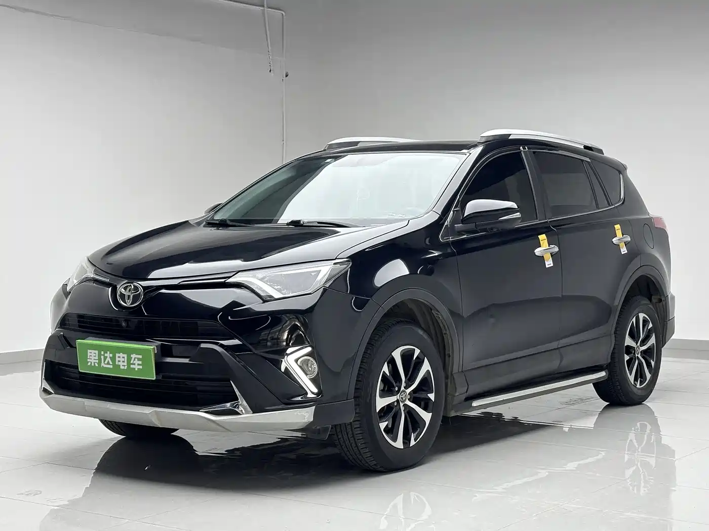 Toyota RAV4 Rongfang 2019 2.0L CVT 2WD Trend Edition China VI