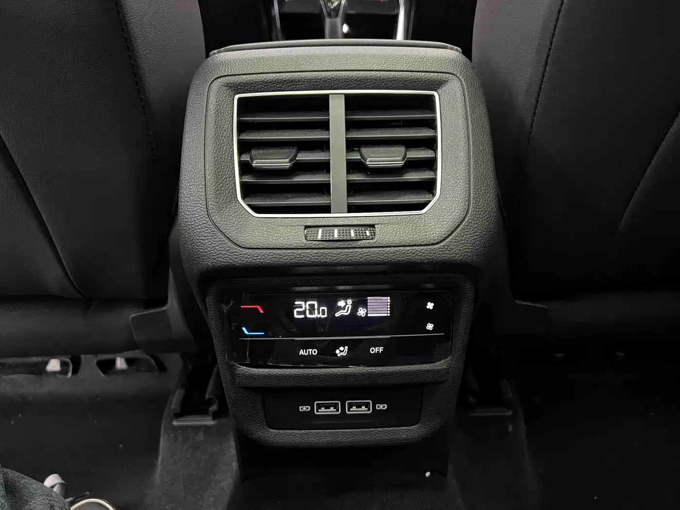 Volkswagen Tayron 2023 280TSI 2WD Luxury Plus Advanced Edition фото 17