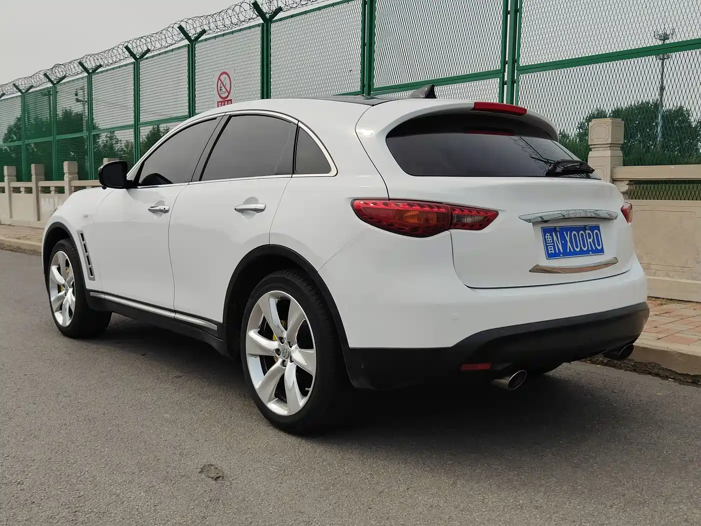 Infiniti FX 2009 2009 FX35 Beyond Edition