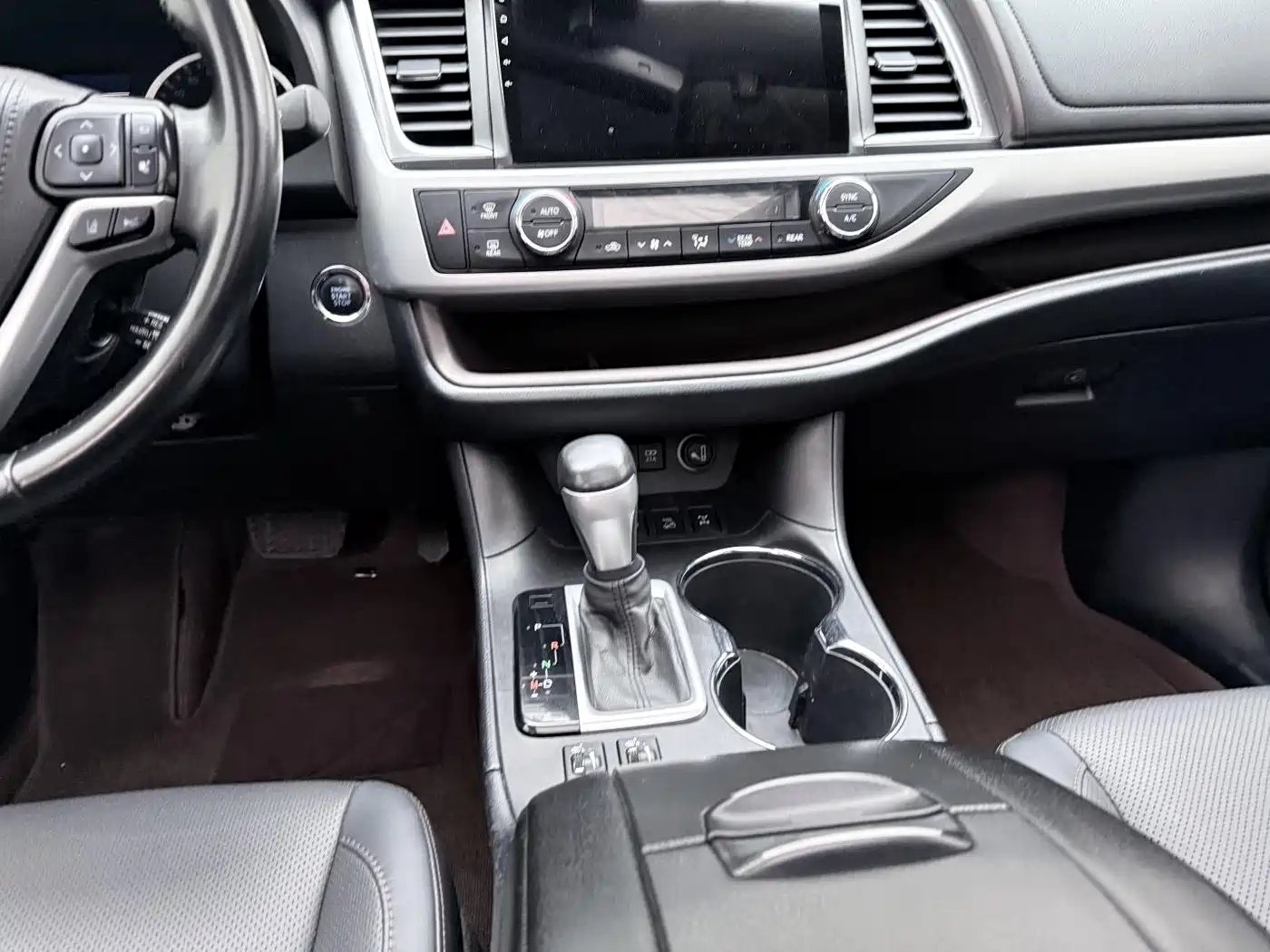 Toyota Highlander 2018 2.0T 4WD Luxury 7-seater (China V) фото 16