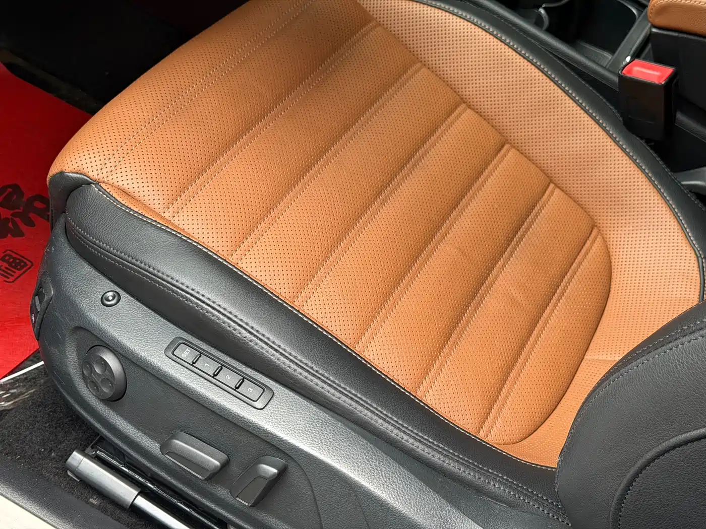 Volkswagen FAW-Volkswagen CC 2013 2.0TSI Ultimate фото 26