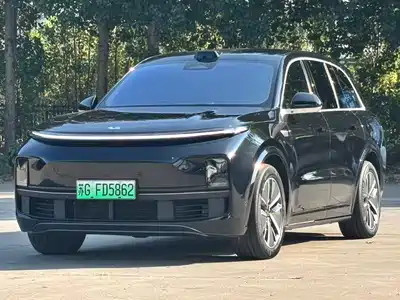 Li Auto L8