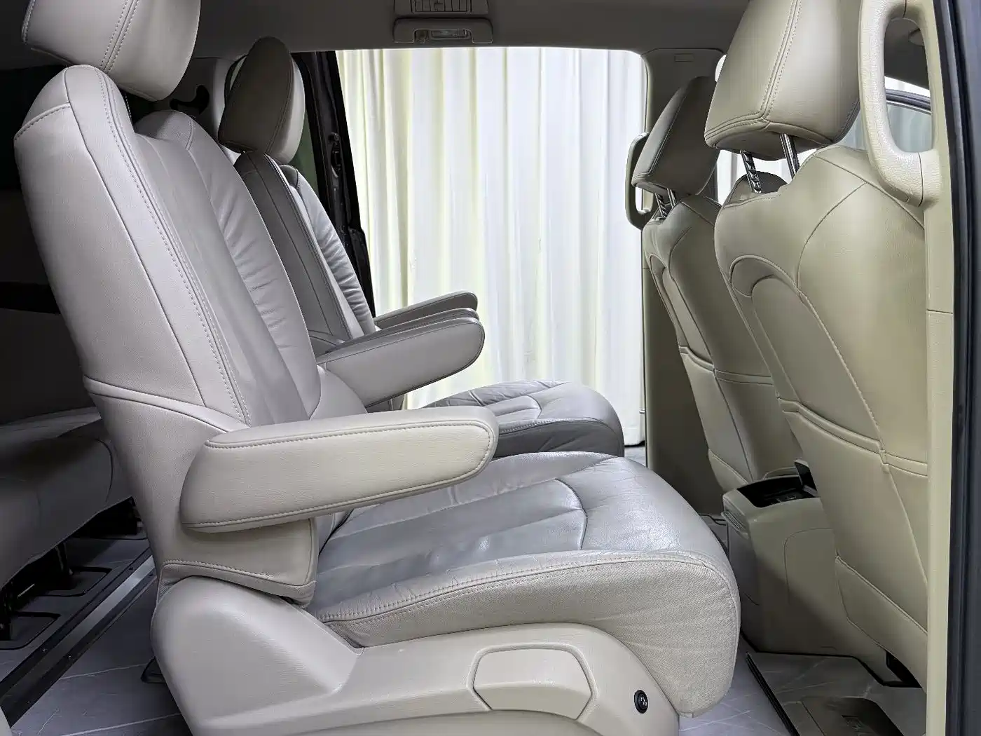 Buick GL8 2017 25S Luxury China V фото 16